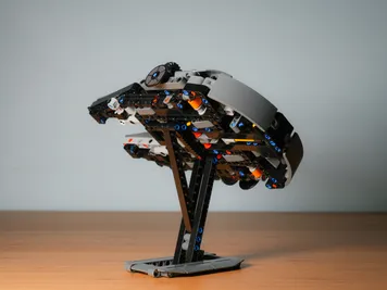 Thumbnail 7 of 9 for Jesko Millennium Falcon DBG (42173 Alternate Build)