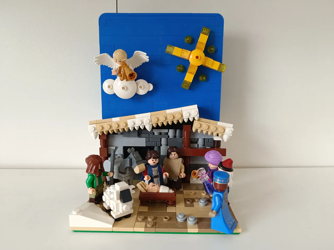 Preview image for Nativity Scene / Santa's Visit Diorama