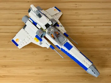Thumbnail 3 of 10 for Battlestar Galactica Colonial Viper - Alternate Build of 75460 New Republic X Wing Starfighter