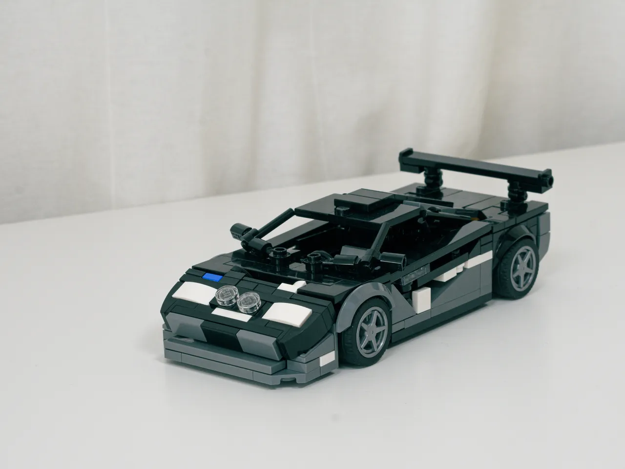 Preview image for Mclaren F1 GTR Inspired