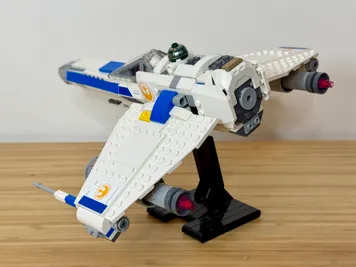Thumbnail 5 of 10 for New Republic E-Wing Starfighter - Alternate Build of 75460 X Wing Starfighter