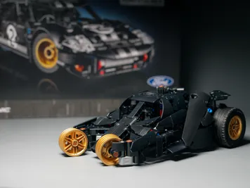 Thumbnail 3 of 8 for Tumbler Batmobile (42223 Alternate Build)