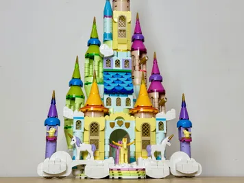 Thumbnail 4 of 10 for Castle In The Sky - Alternate Build of 3 x 31175 Unicorn Castle