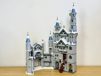 Thumbnail 3 of 10 for Winter Castle - Alternate Build of 2 x 75645 Battle of Drum Castle